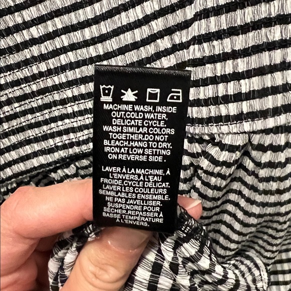 Thyme Maternity Dress - size medium - Picture 8 of 8